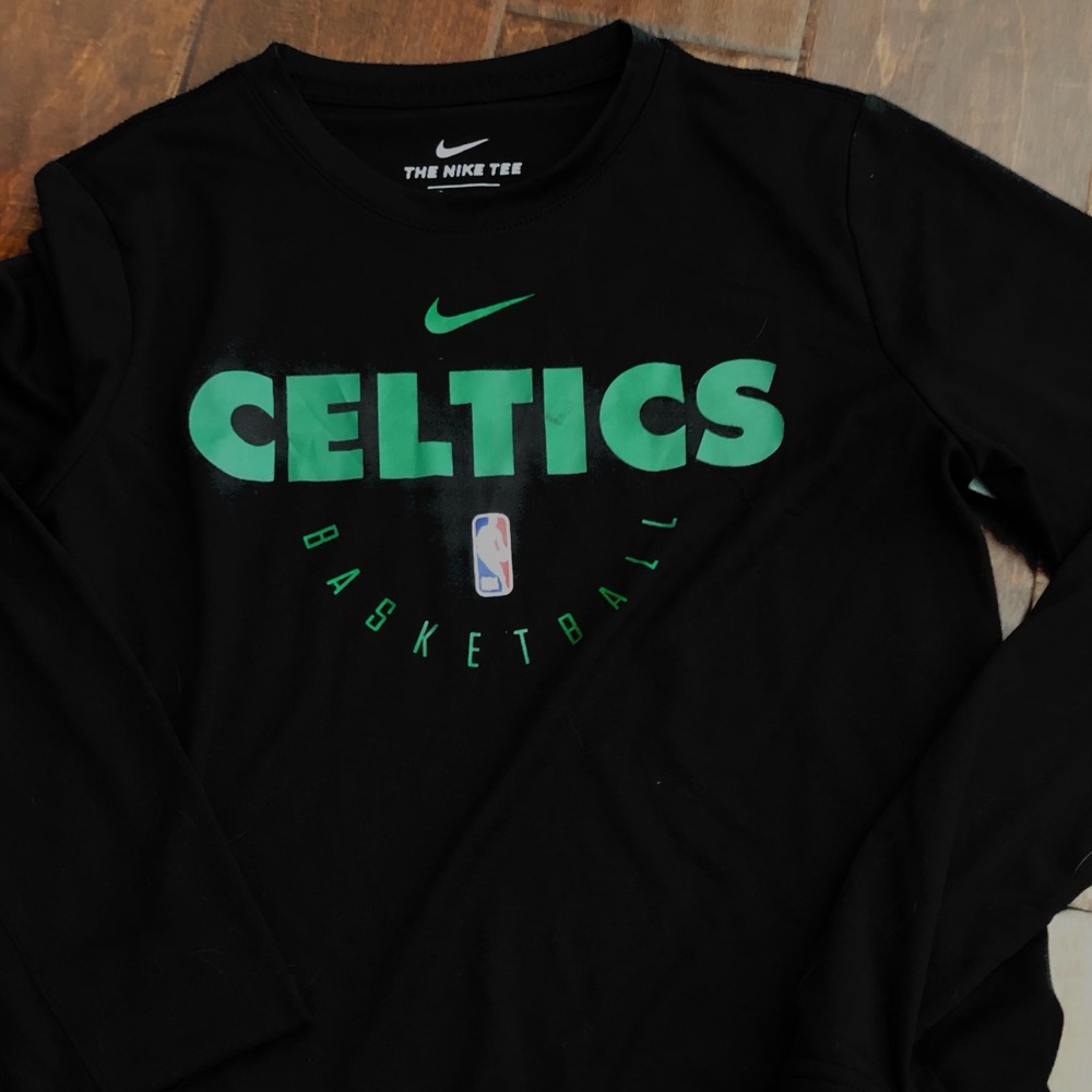 Nike long sleeves